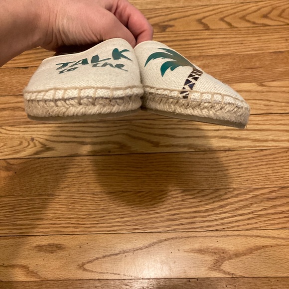 NWOT Circus by Sam Edelman Canvas Flats 8.5 - Picture 7 of 9
